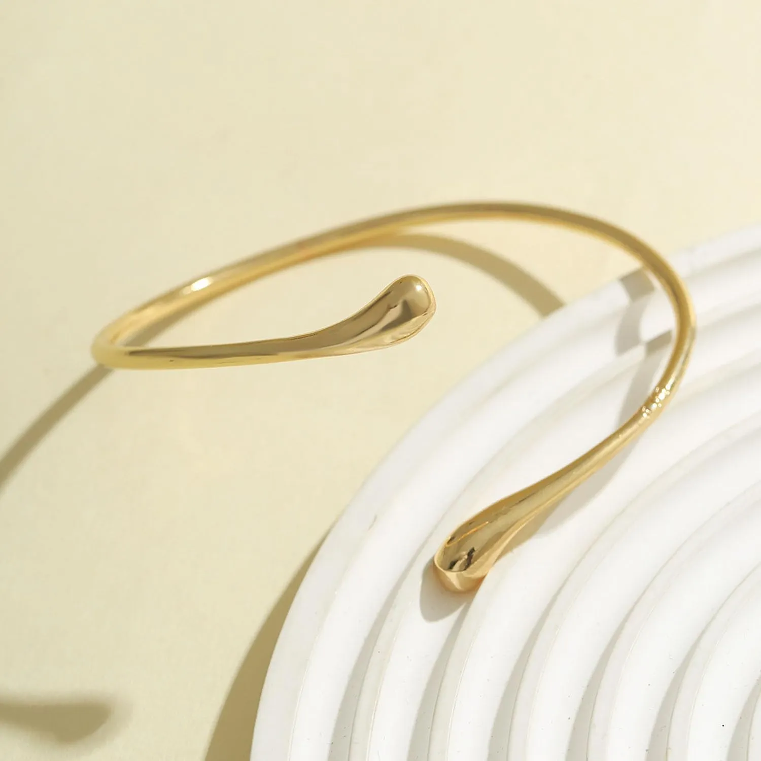 Arm Cuff Bracelet for Women Gold Arm Cuff Upper Arm Bracelet Minimalist arm cuff Bangle Armband Round Bracelet Minimalist Summer Jewelry for Women