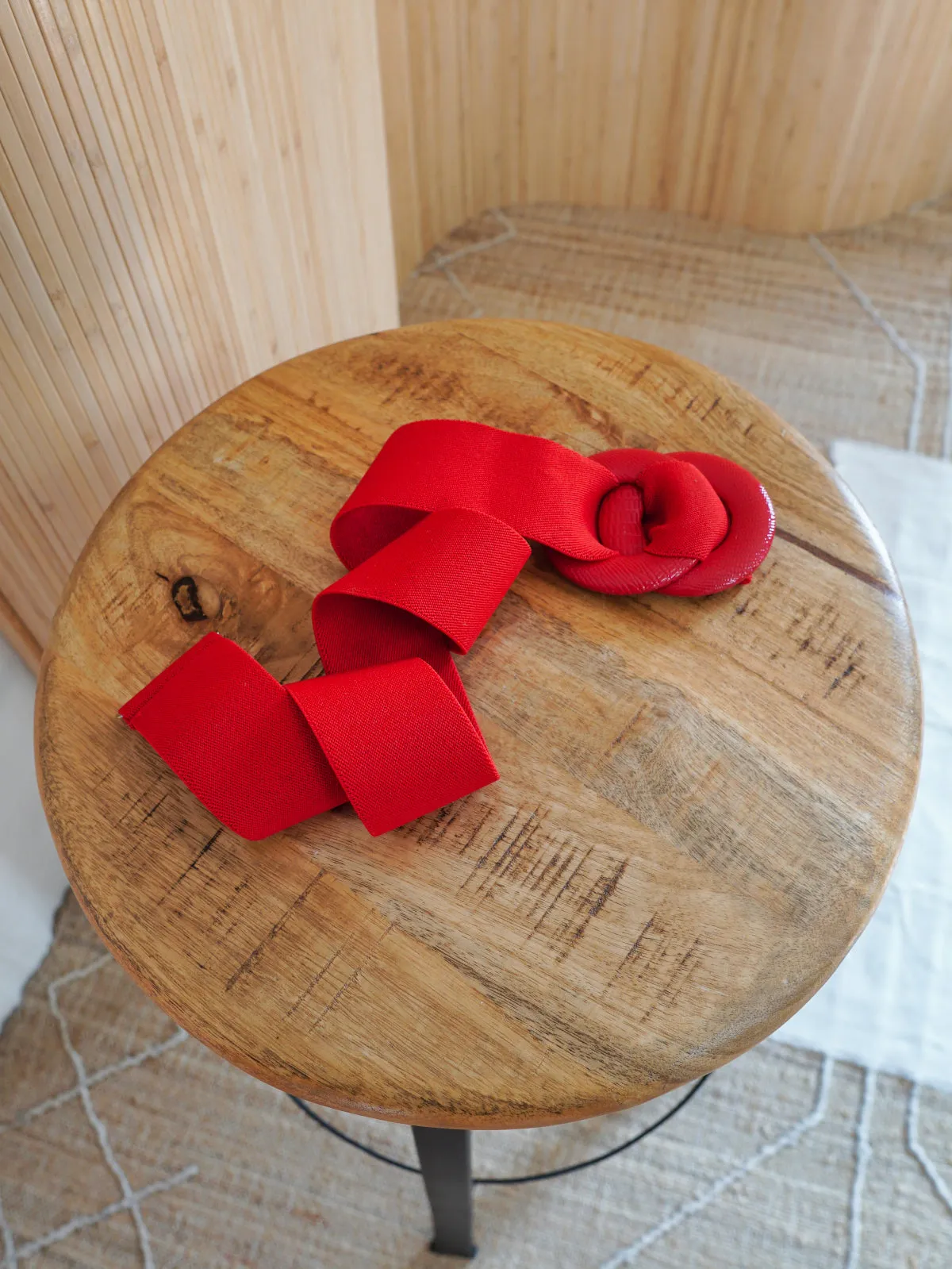 Vintage Lipstick Red Stretch Belt